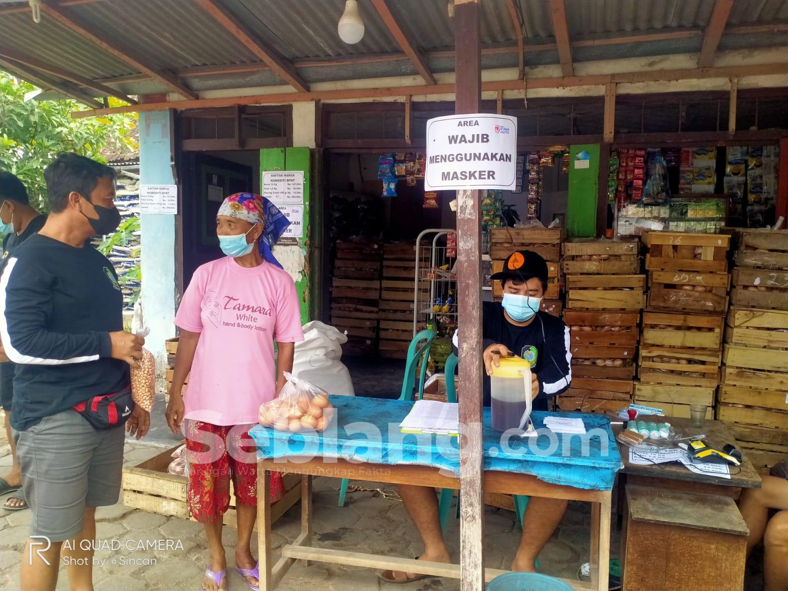 Pembagian BPNT Di Masa PPKM Darurat Desa Karangsari Sempu Disalurkan ...