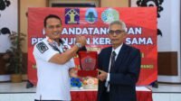 8.2.hukum_