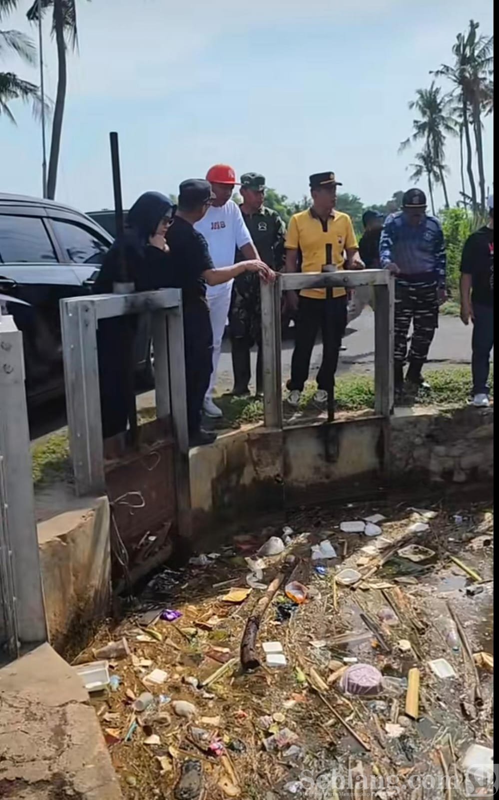 26.10.sampah
