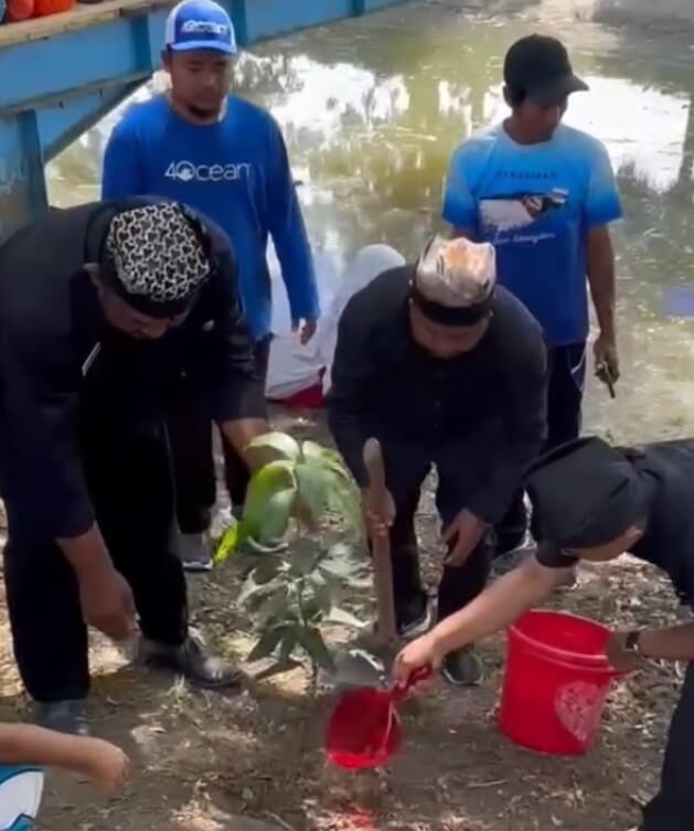 2.10.sampah3